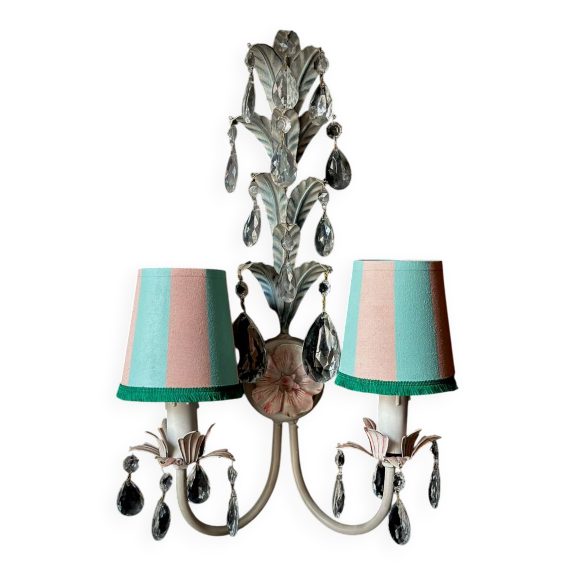 Tassel wall sconce