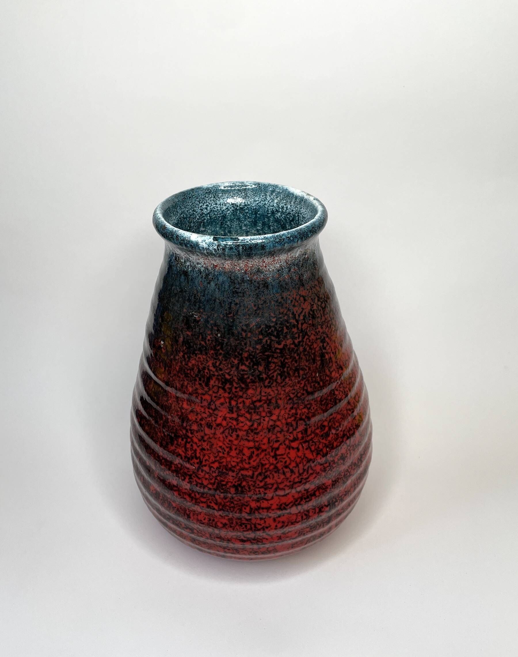 Accolay vase