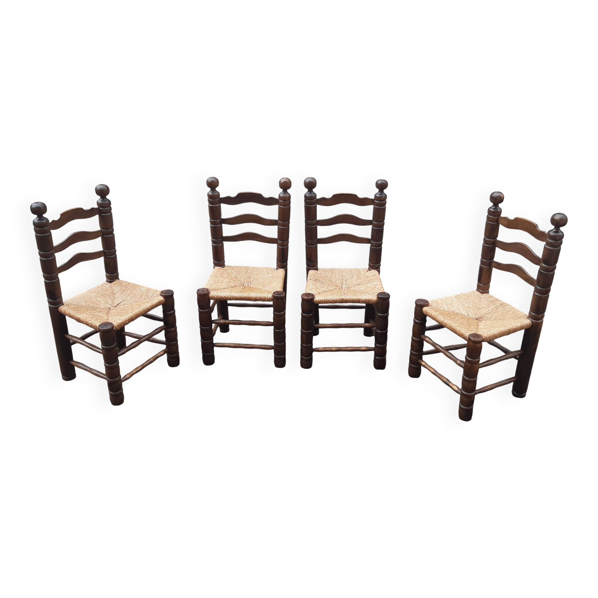 4 chaises brutalistes en bois tourné et paille