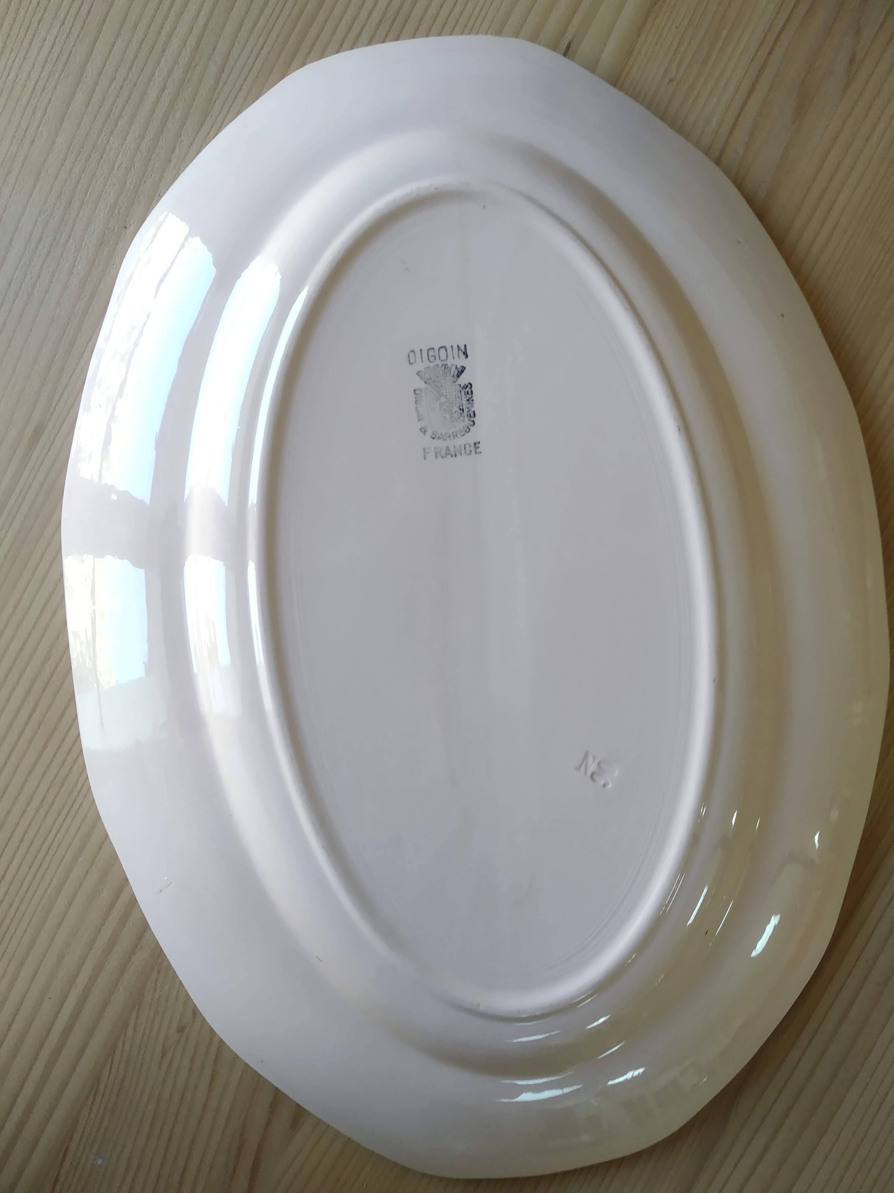 Oval dish Digoin Sarreguemines powder pink