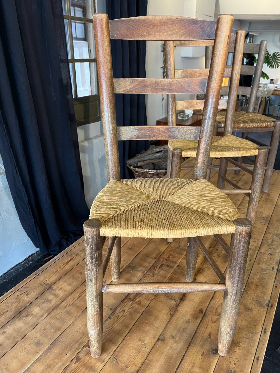 Lot of 6 straw chairs from the end of the 19th century