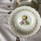 Lot de 8 coupelles porcelaine, décors fleurs et dorés