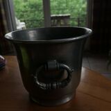 Champagne pot