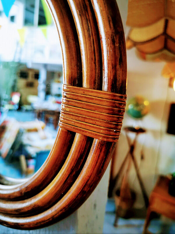 Round rattan mirror