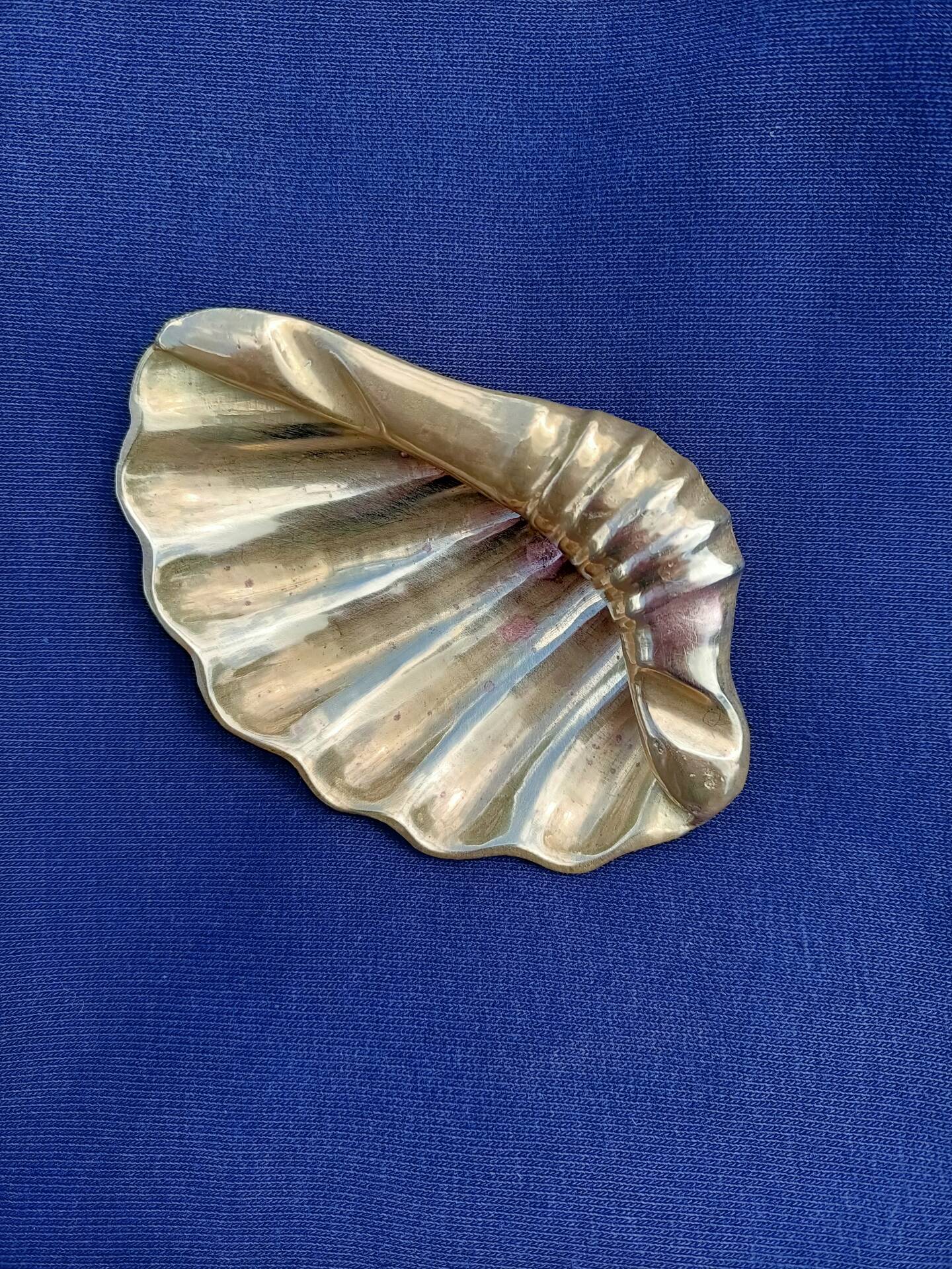 Shell Ashtray Brass 💐
