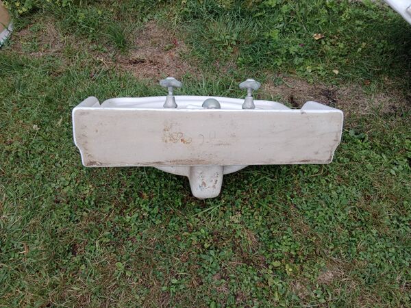 Ancien lavabo