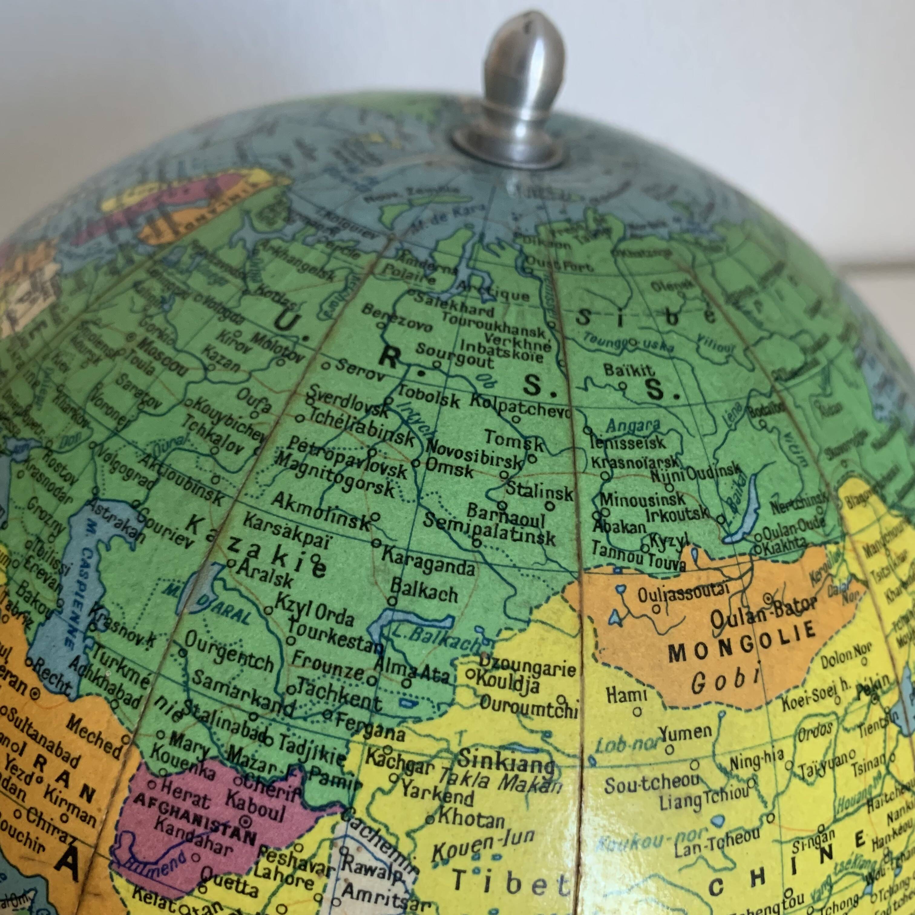 Globe terrestre vintage 1960 Girard et Barrère bois mappemonde - 29 cm