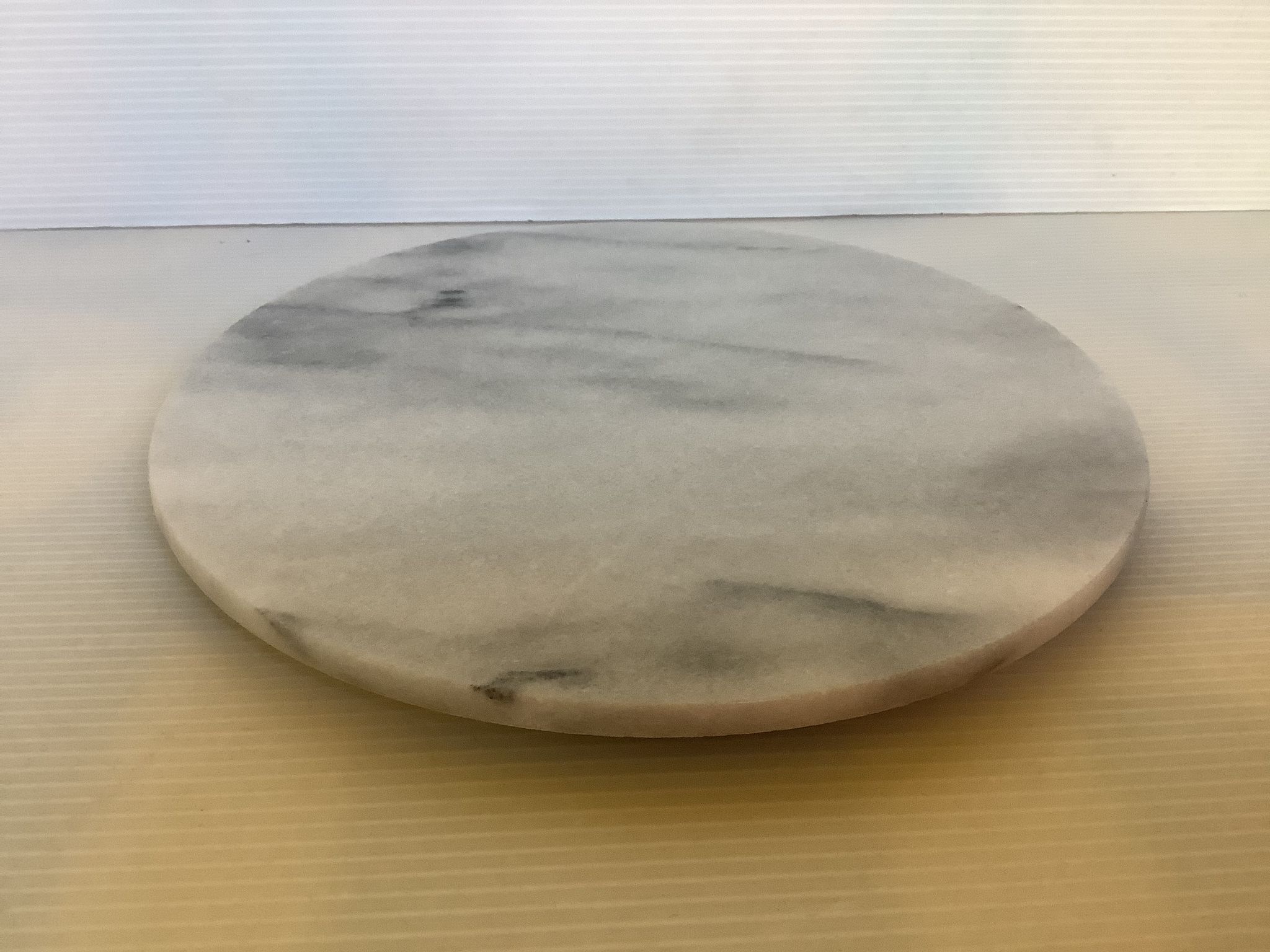 White grey marble trivet