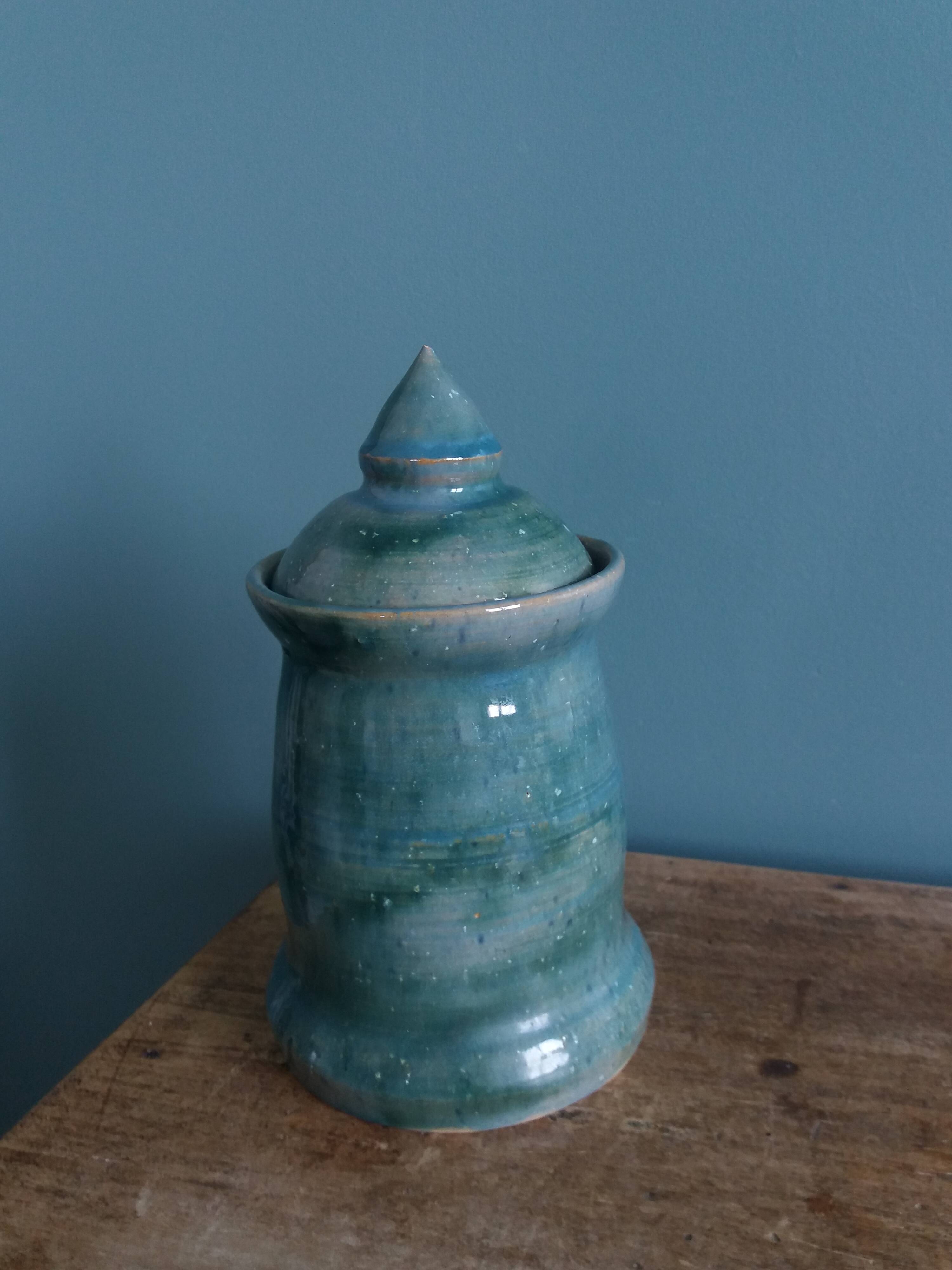 Pot couvert bonbonnière céramique signée