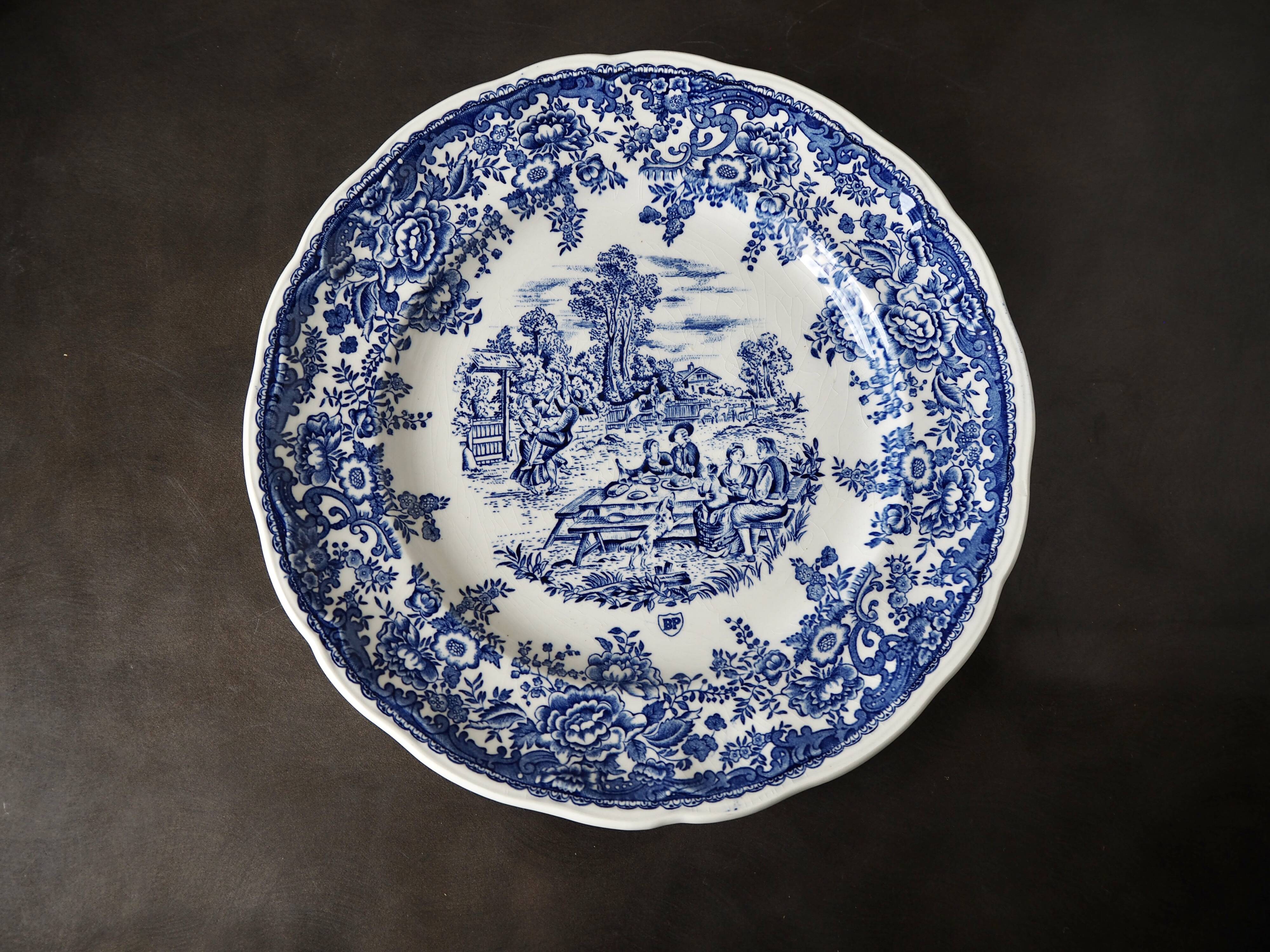 Set of 15 diner plates with English motifs Lunéville