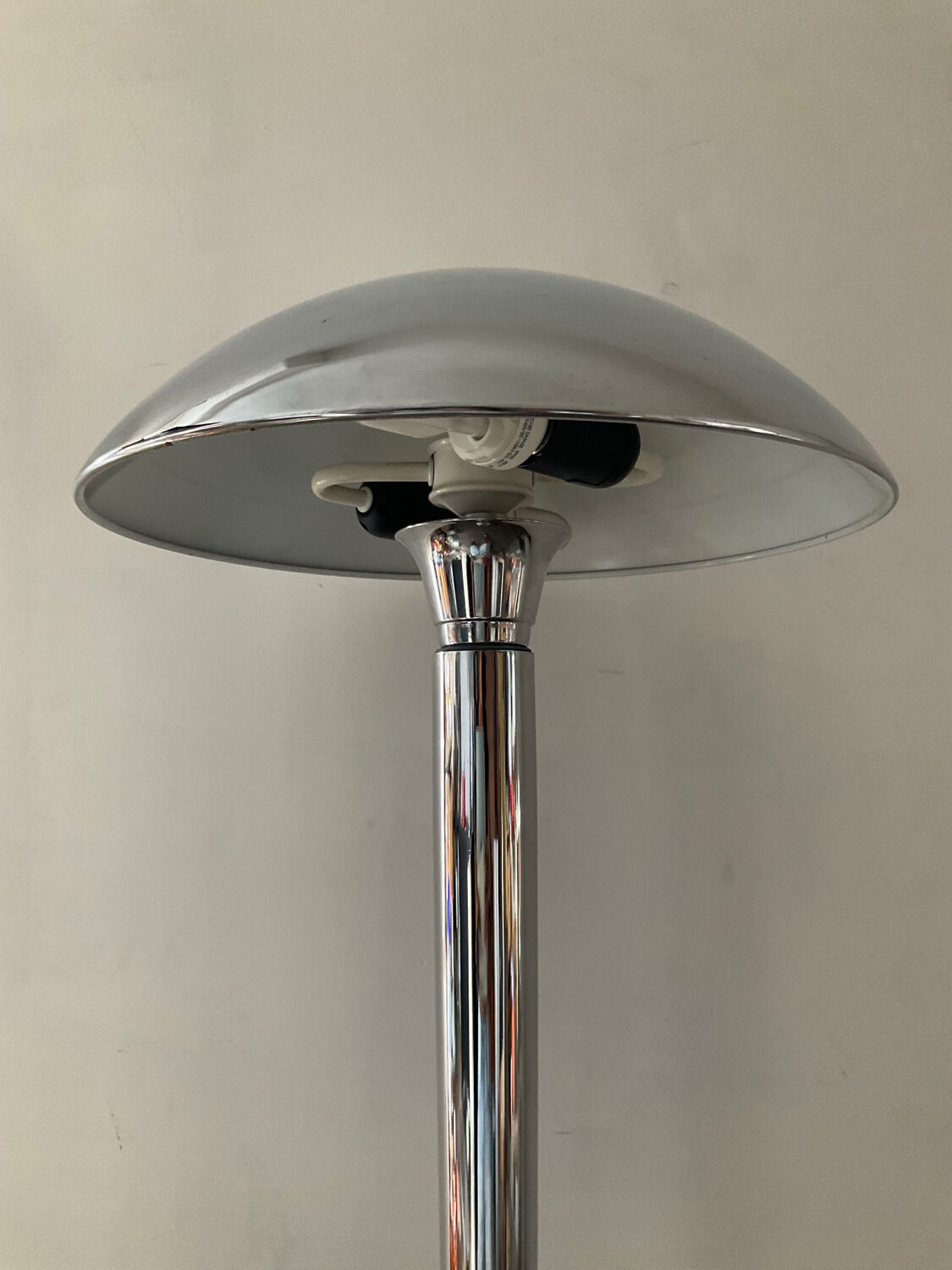 Vintage chromed metal floor lamp from the 60s-70s