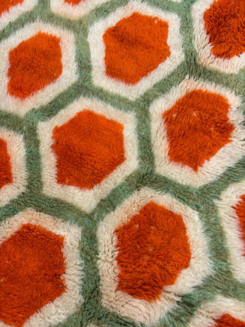 Vintage Moroccan Berber rug Beni M'rirt retro decoration