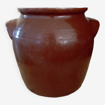 Glazed stoneware pot with handles