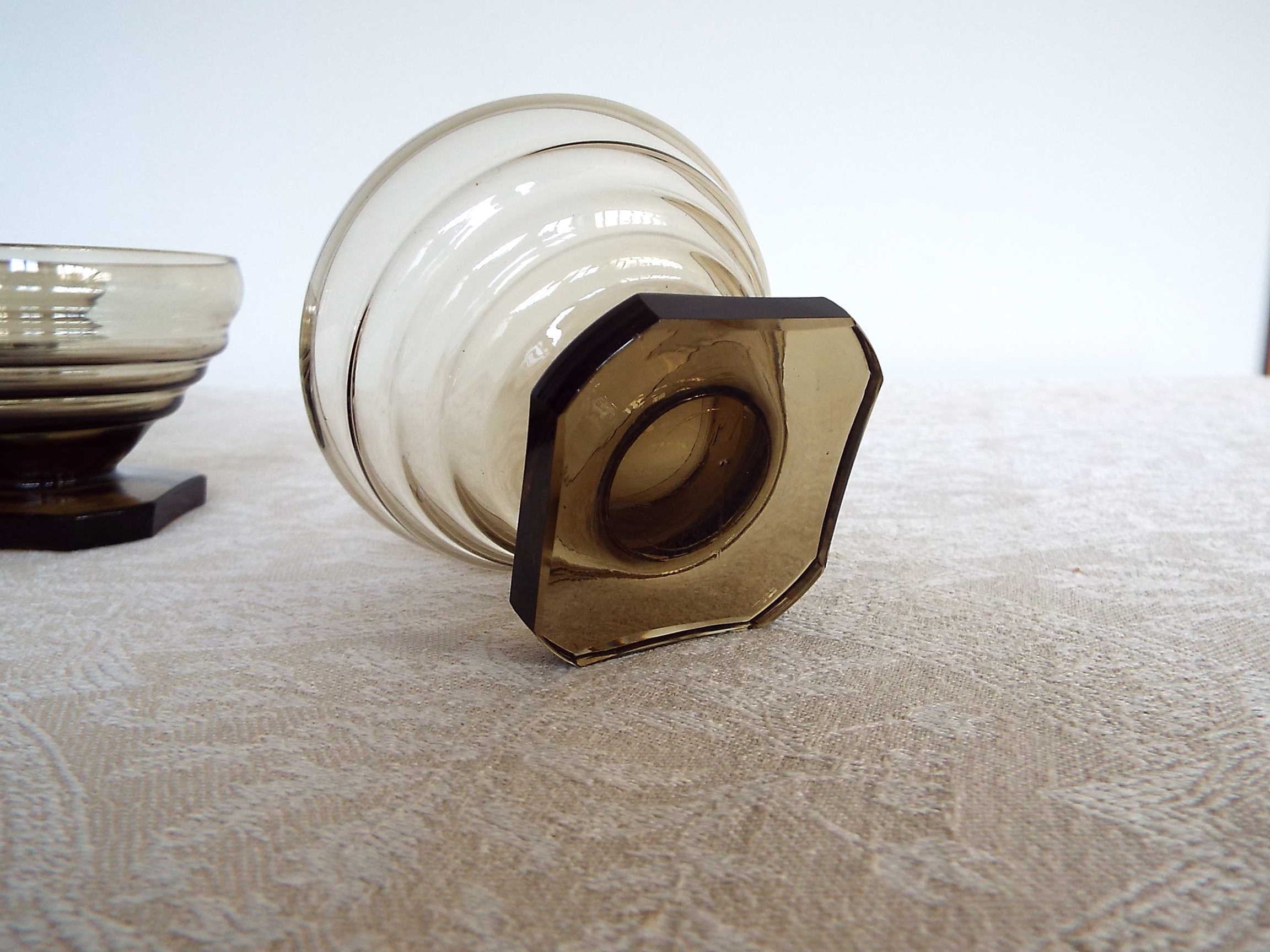 5 art deco smoked glass cups