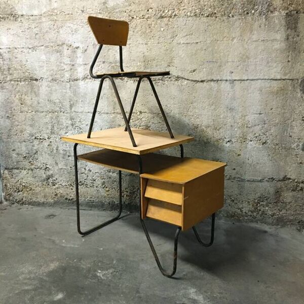 Bureau enfant vintage et sa chaise