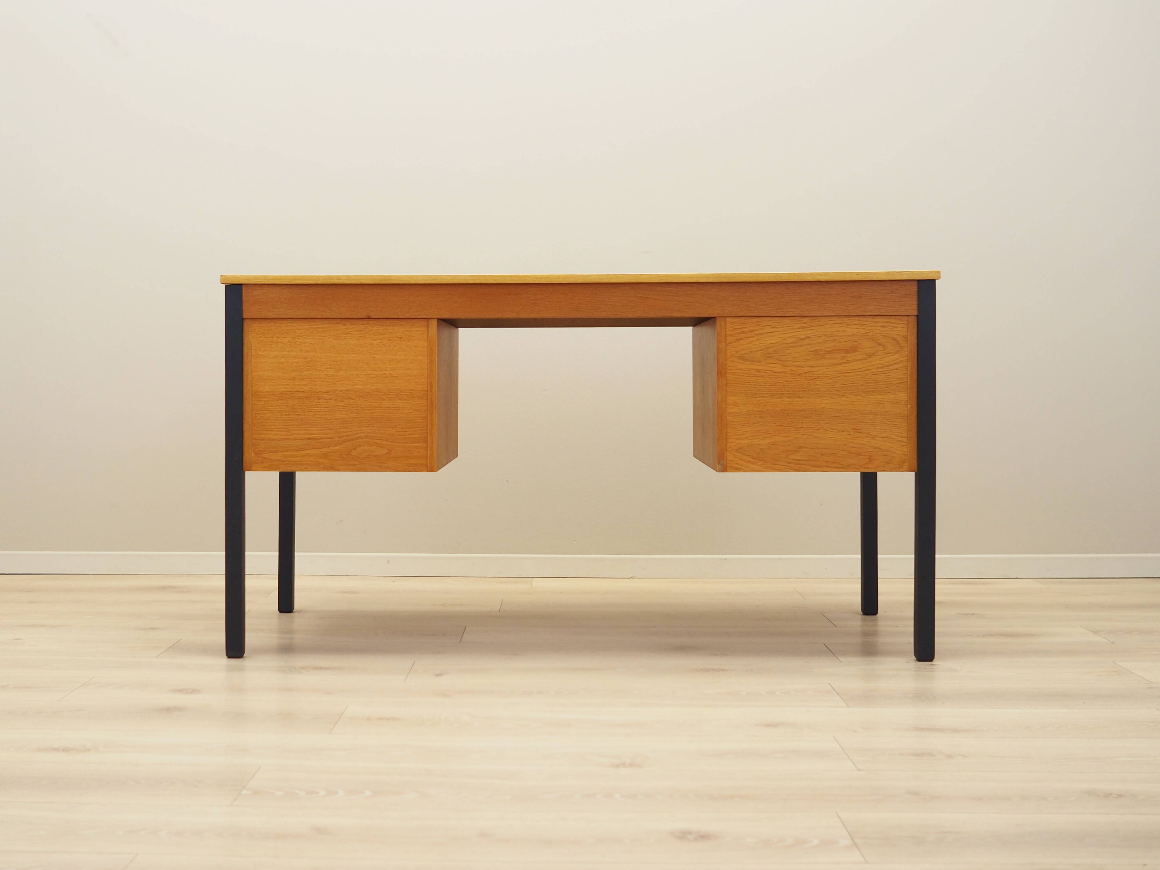 Ash desk, Danish design, 1970s, manufacturer: Domino Møbler