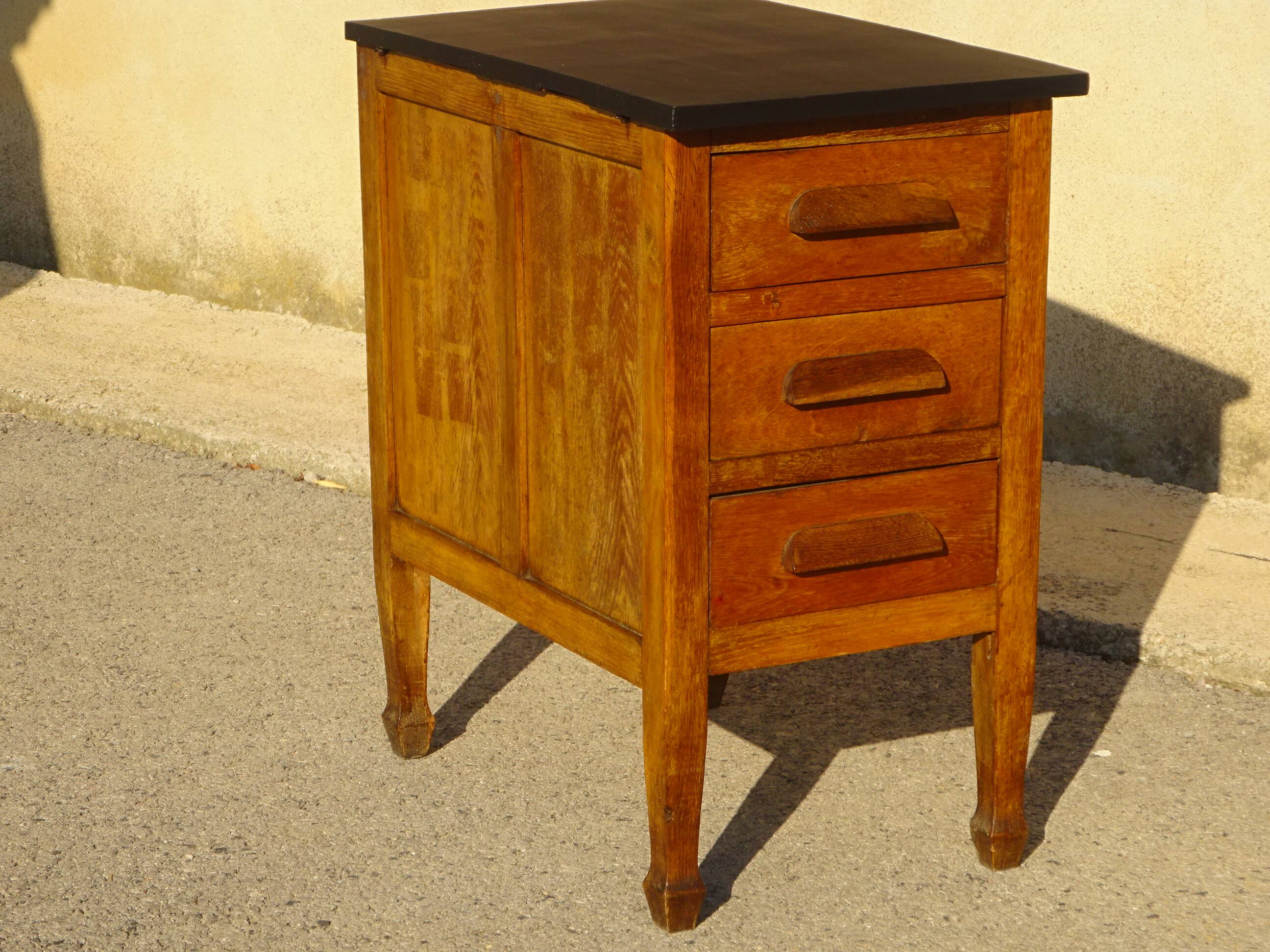 Office furniture, 3 oak drawers