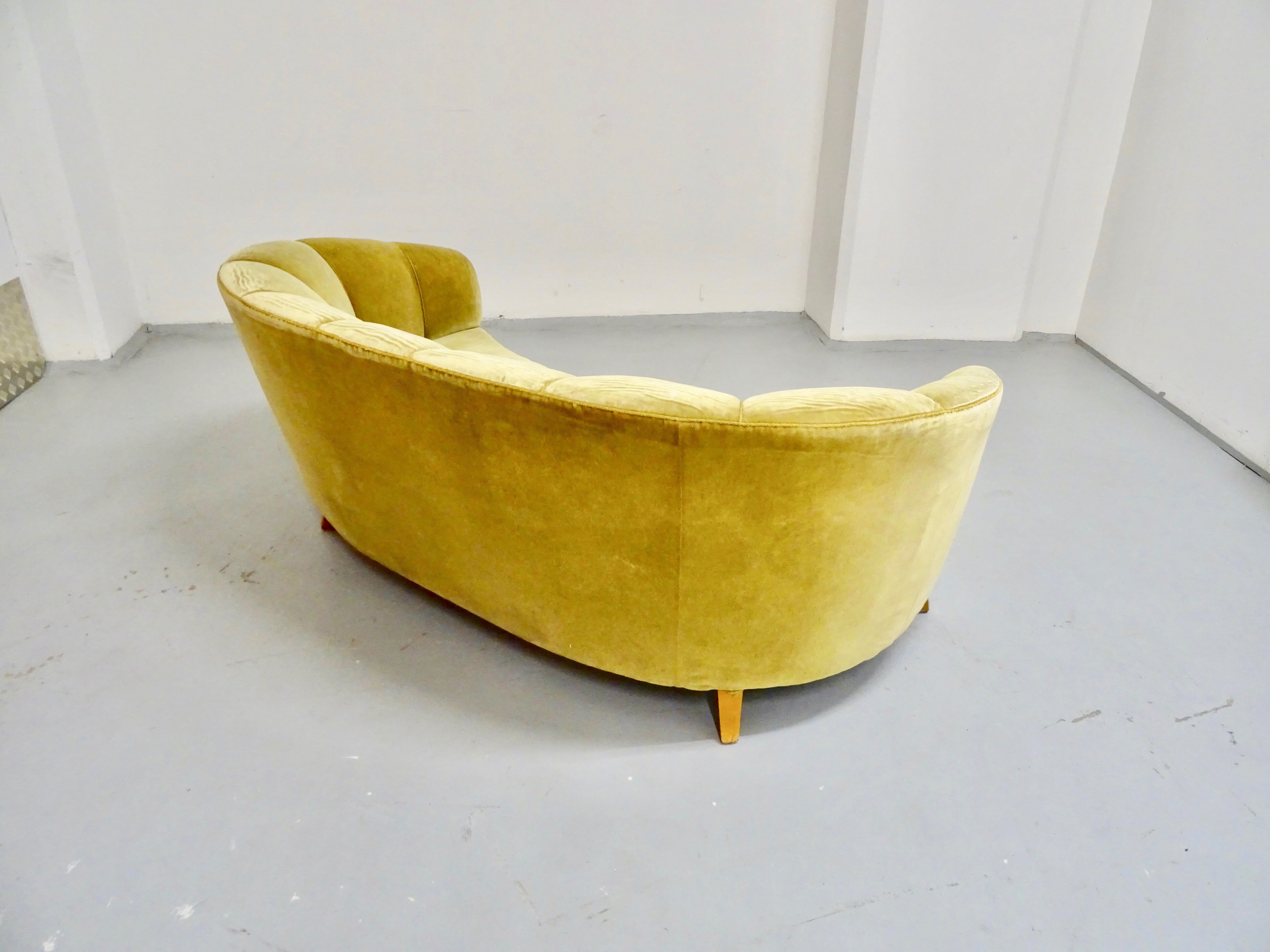 Danish Sofa, Otto Schultz, known as Banana 40 years