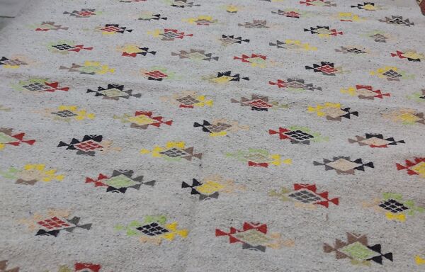 Tapis gris multicolore fait main en pure laine  195x150cm