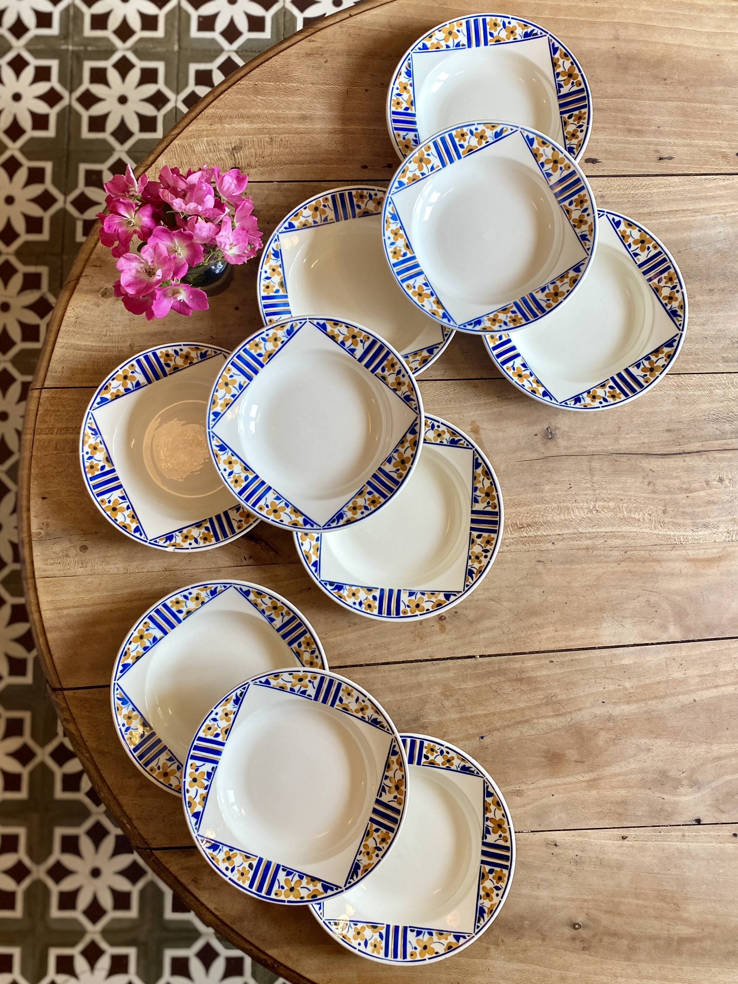 Lot of 10 old soup plates - Badonvillier Bornéo model