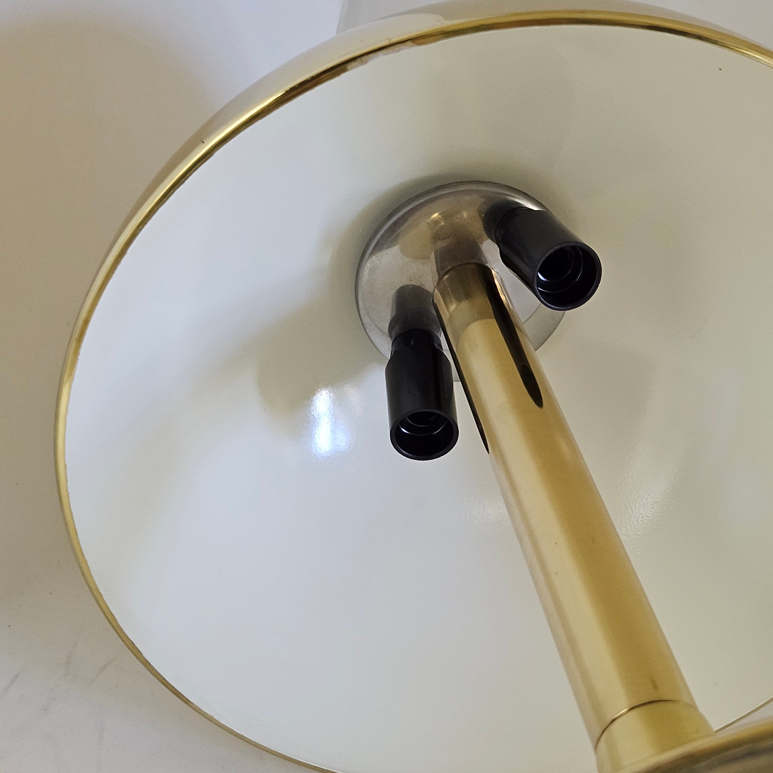 Mushroom-shaped brass table lamp, Italy, 1970s