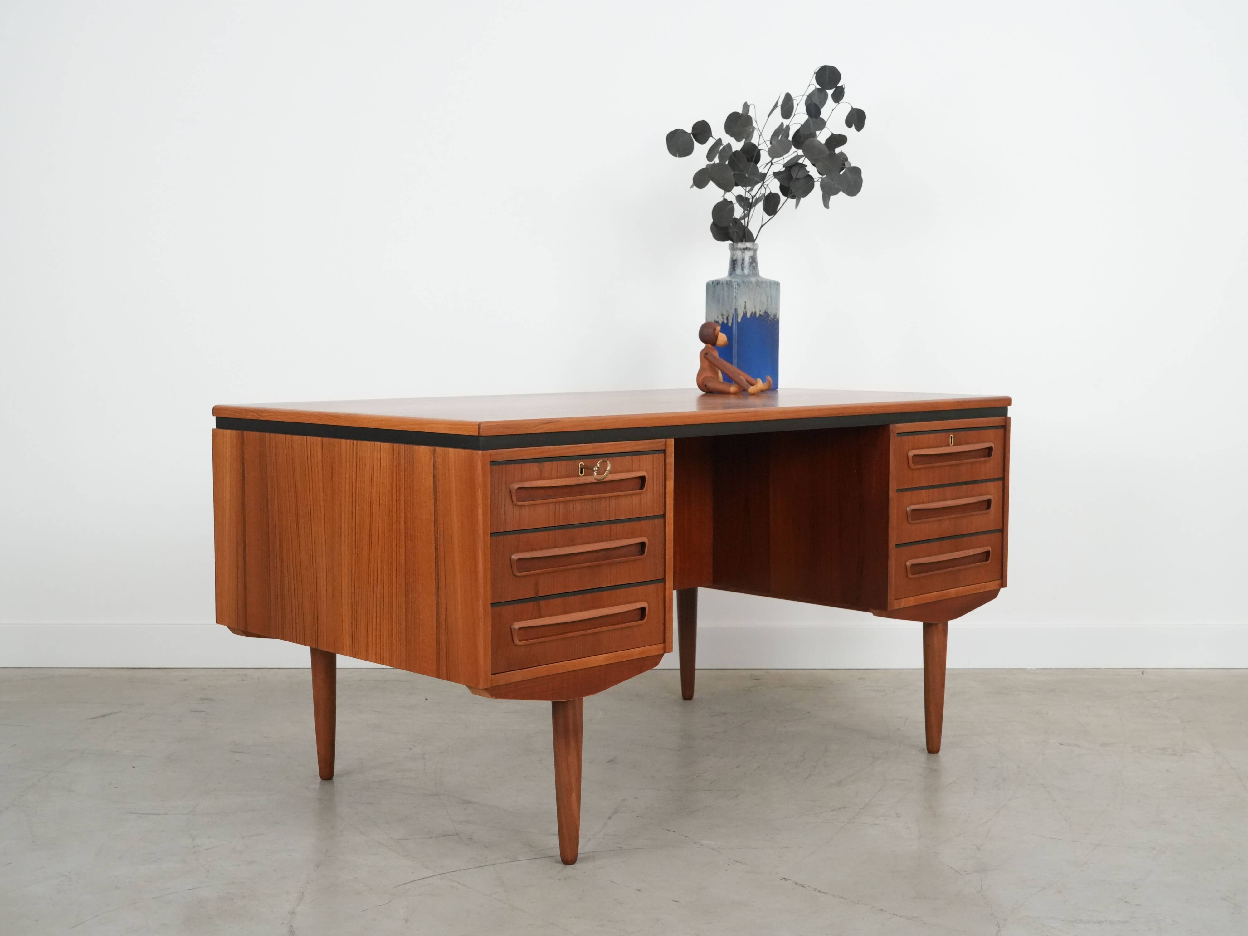 Teak desk, Danish design, 1960s, designer: J. Svenstrup