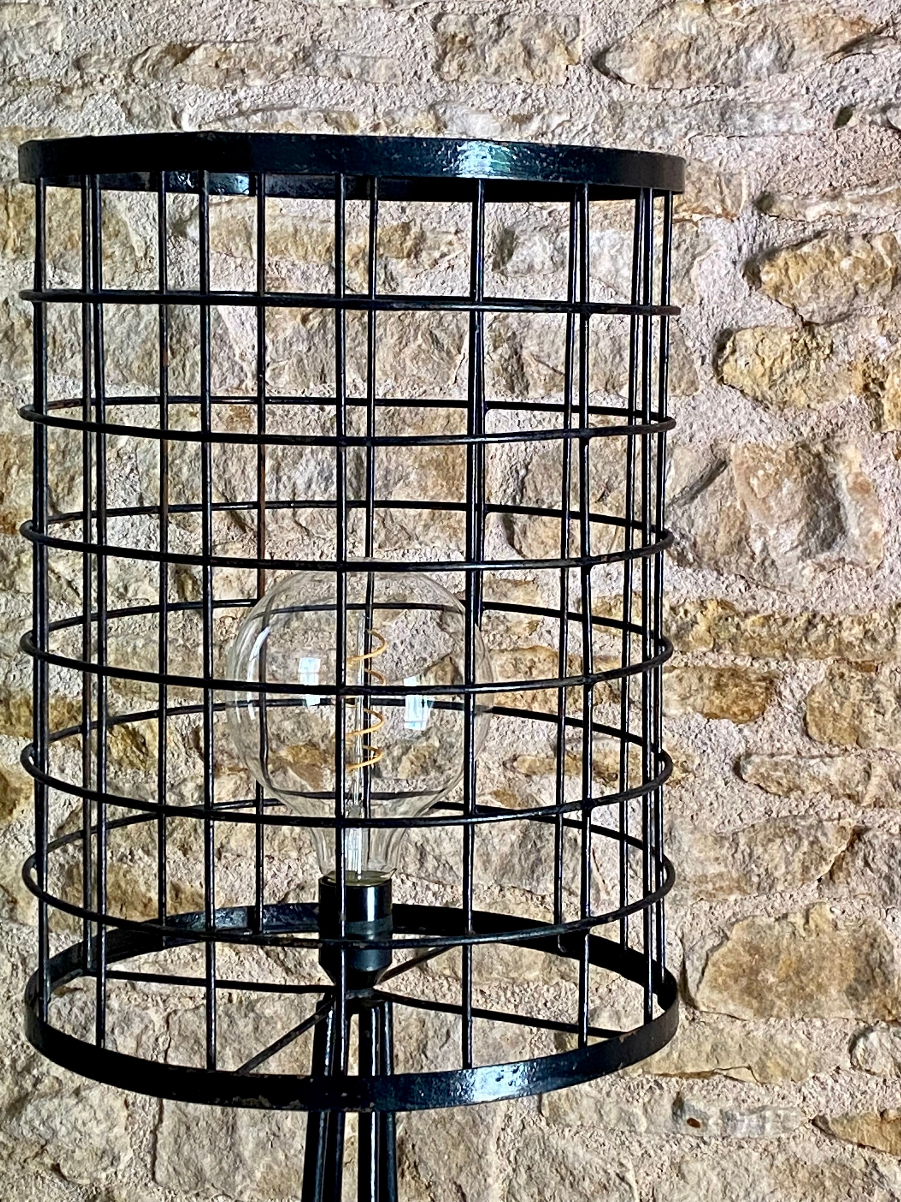 Lampadaire cage en métal 1950