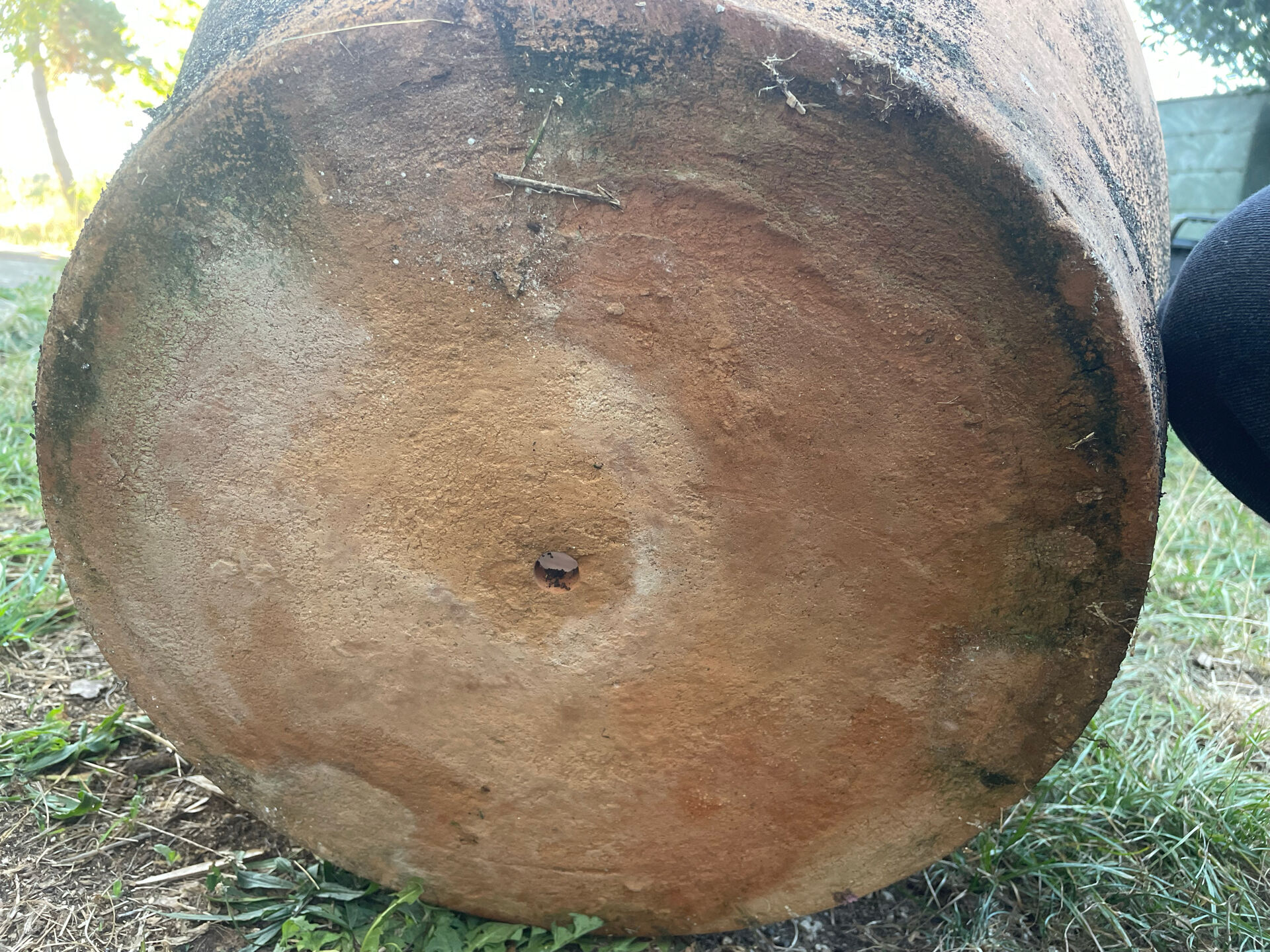 Very large ancient handmade terracotta jar – 80 cm
