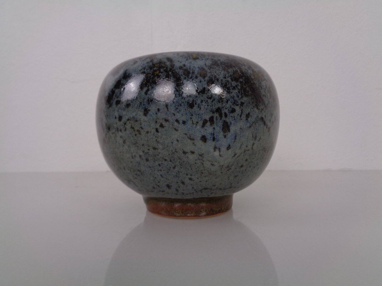 Studio ceramic vase by Horst Kerstan, Germany, 1960s.