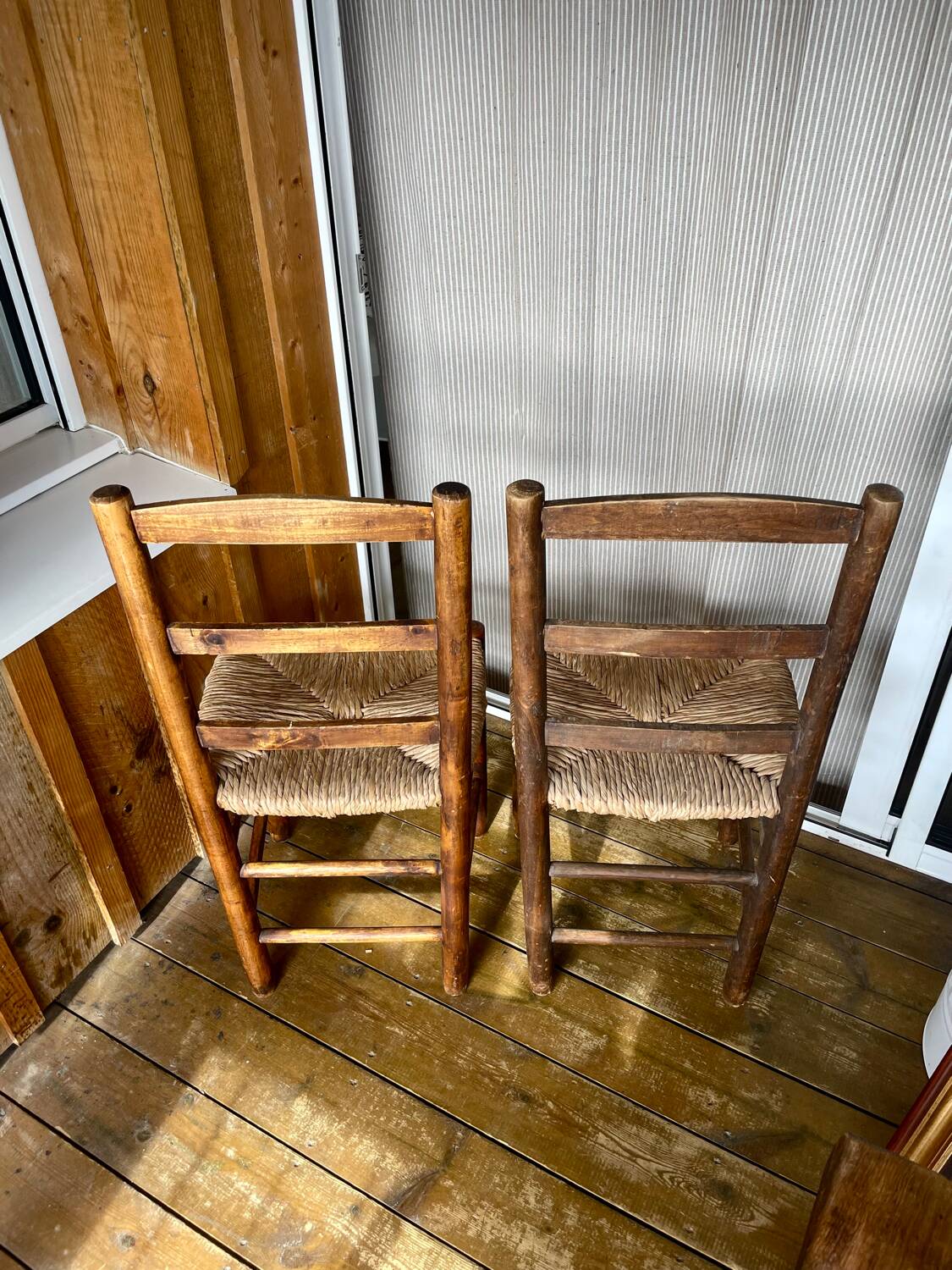 Lot chaises bois et paille