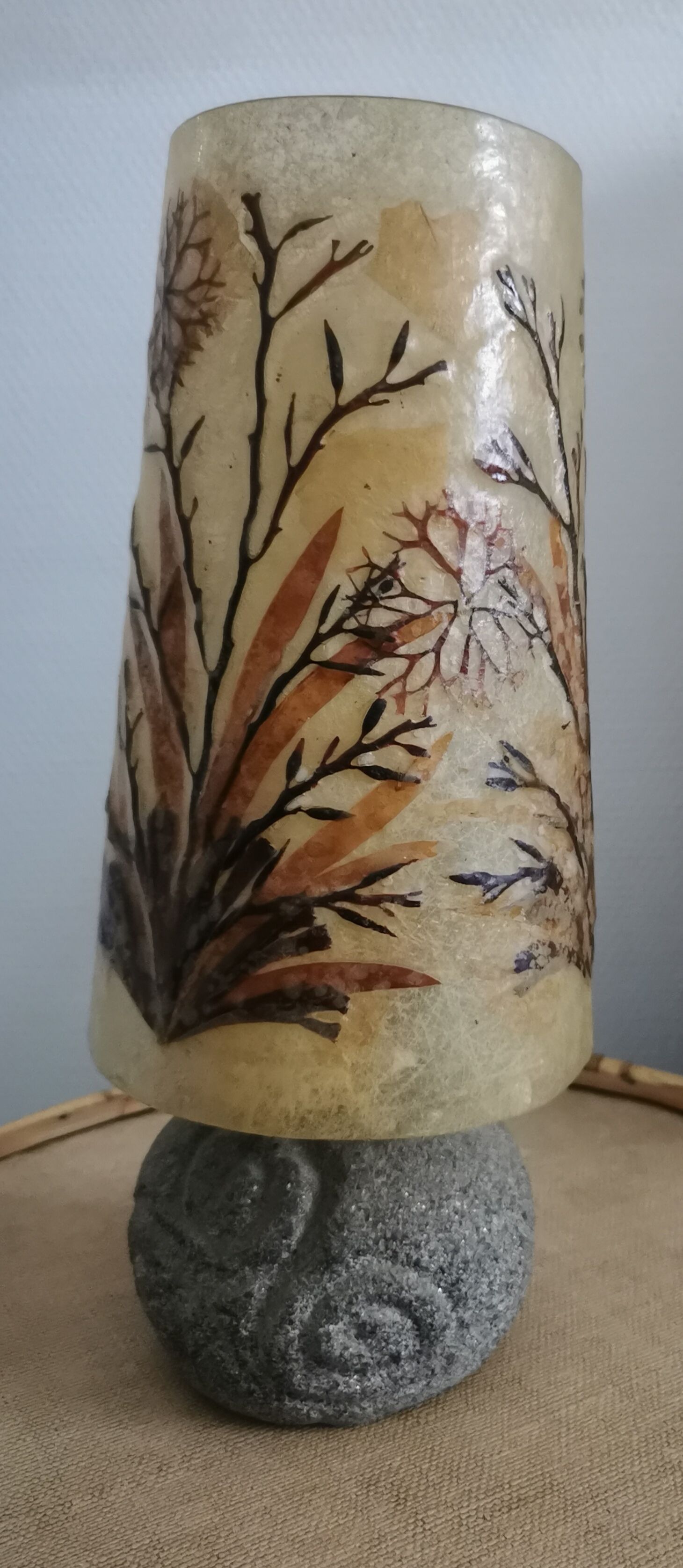 Stone and seaweed herbarium lamp