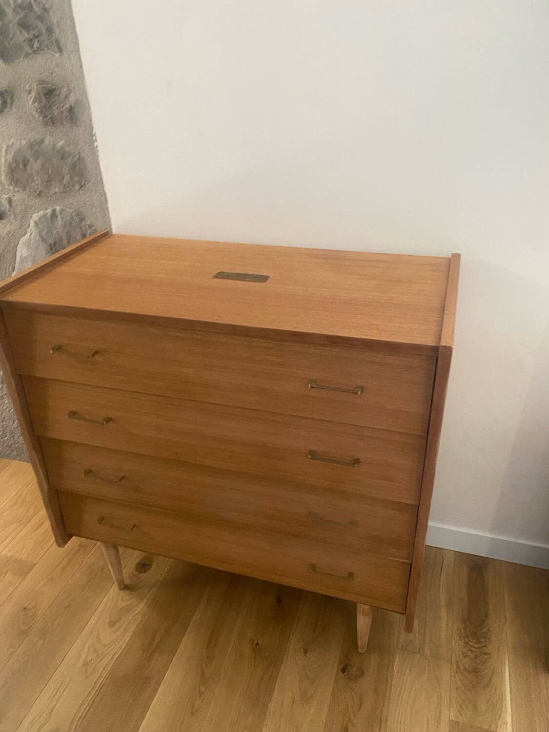 Commode scandinave