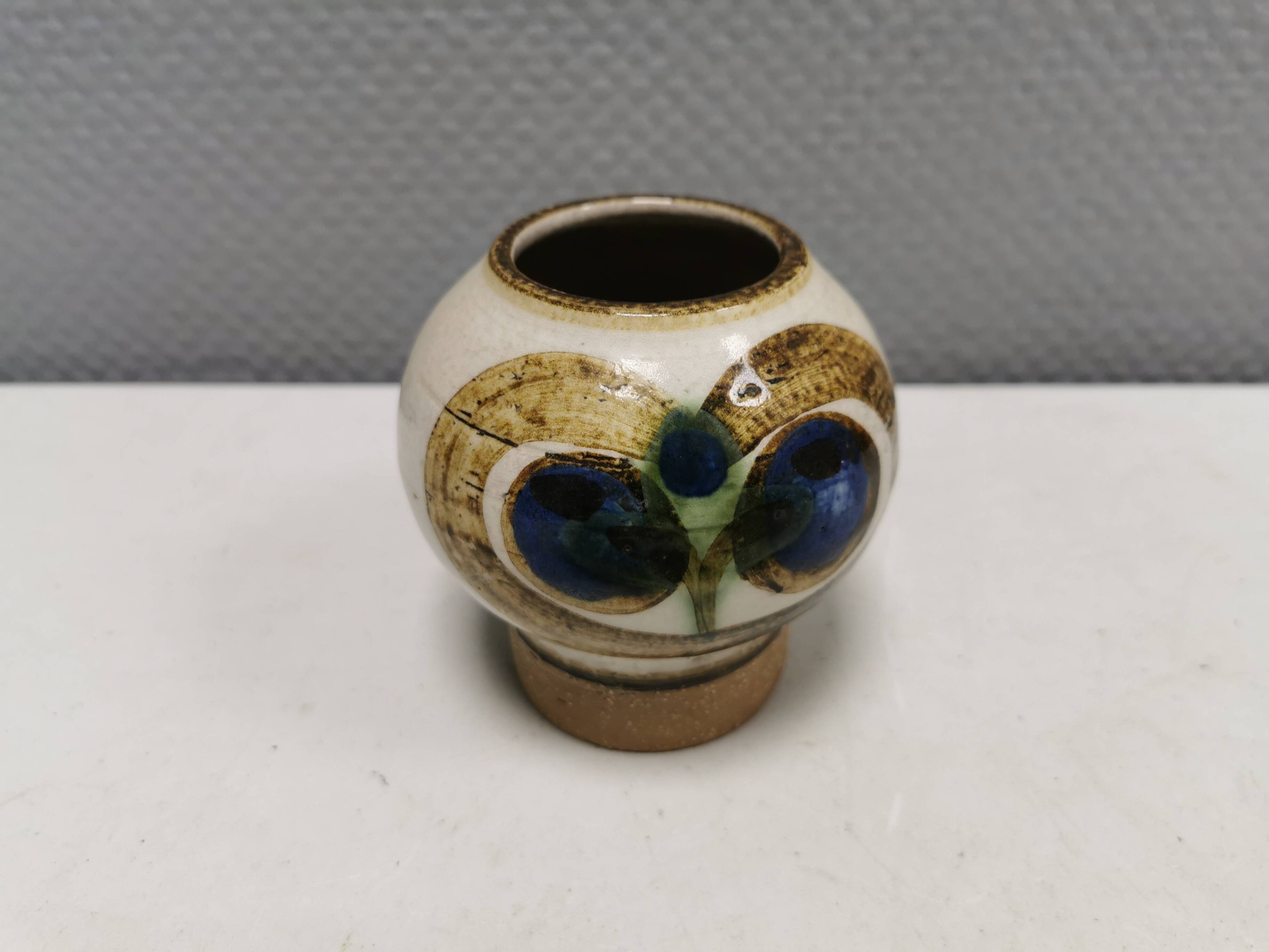 Ball ceramic vase, by Noomi Backhausen for Søholm Denmark 1970-80s