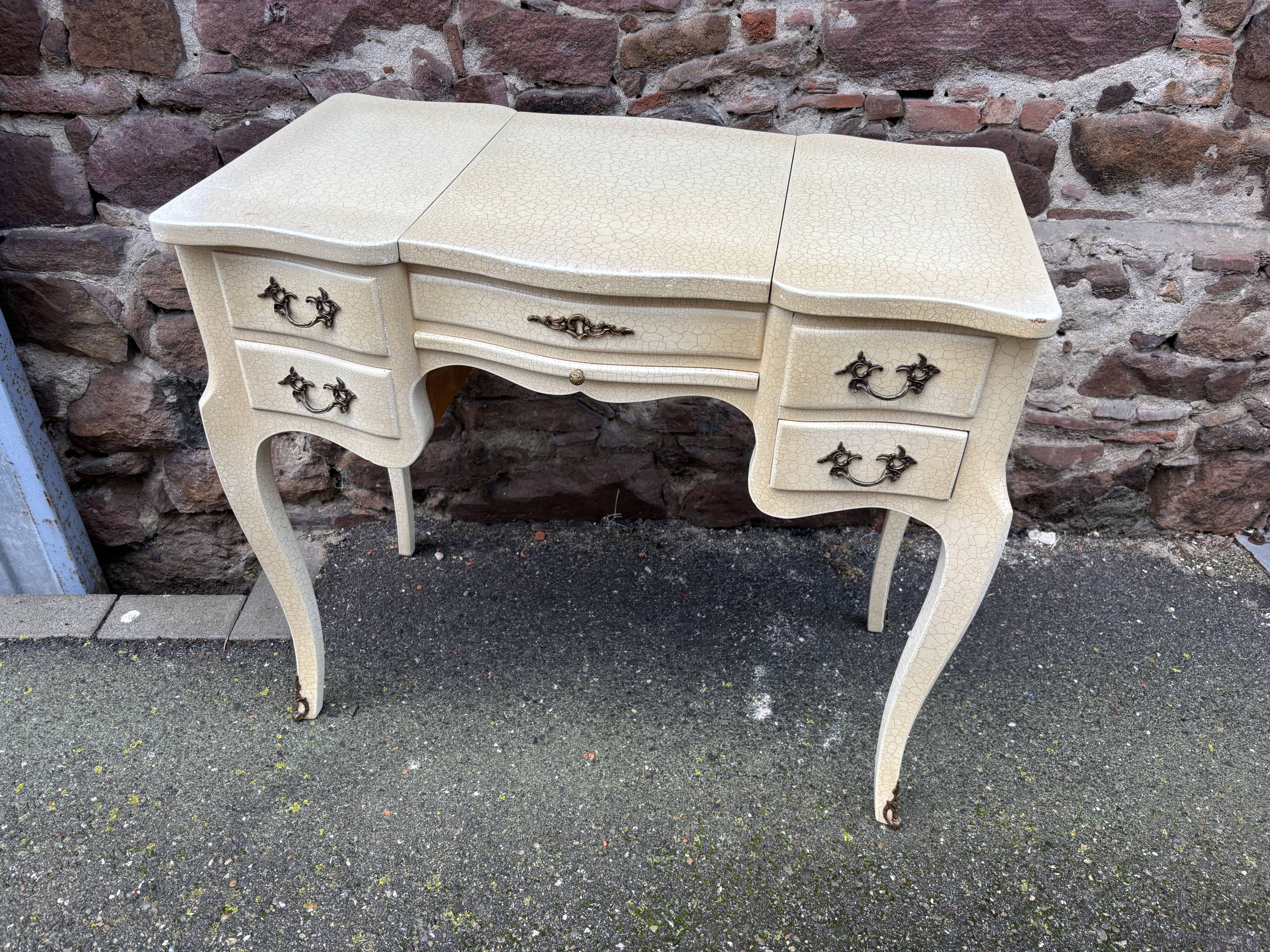 Vintage 1980s dressing table with Venetian mirror. Elegant makeup table.