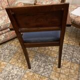 Chairs with armrests