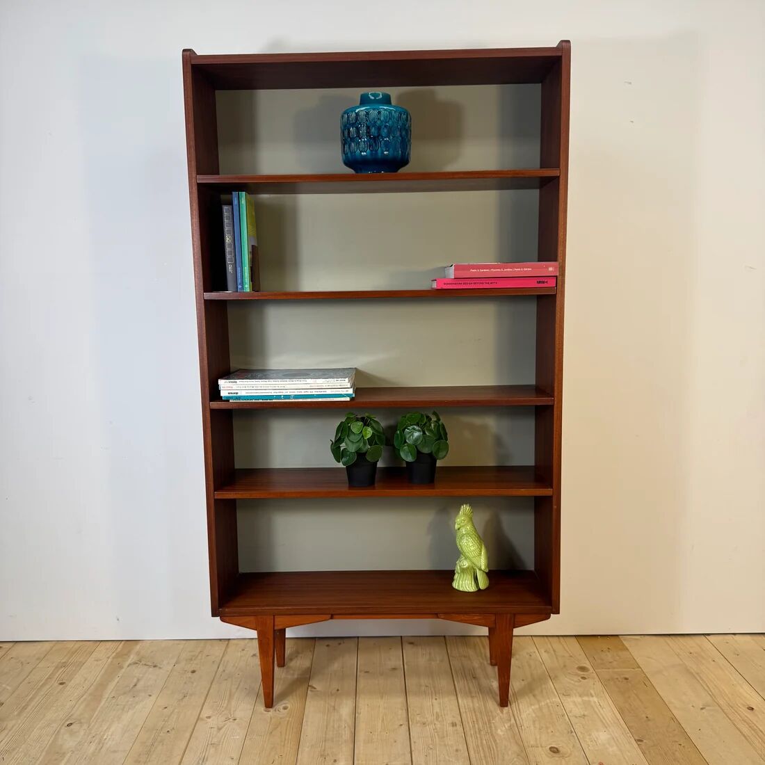 Swedish teak bookshelf with five shelves, 1960