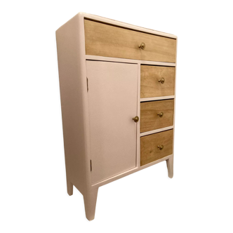Storage cabinet