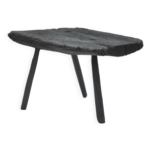 Table basse brutaliste - tripode