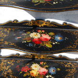 Wall shelf Napoleon III in blackened wood decorated with flowers.