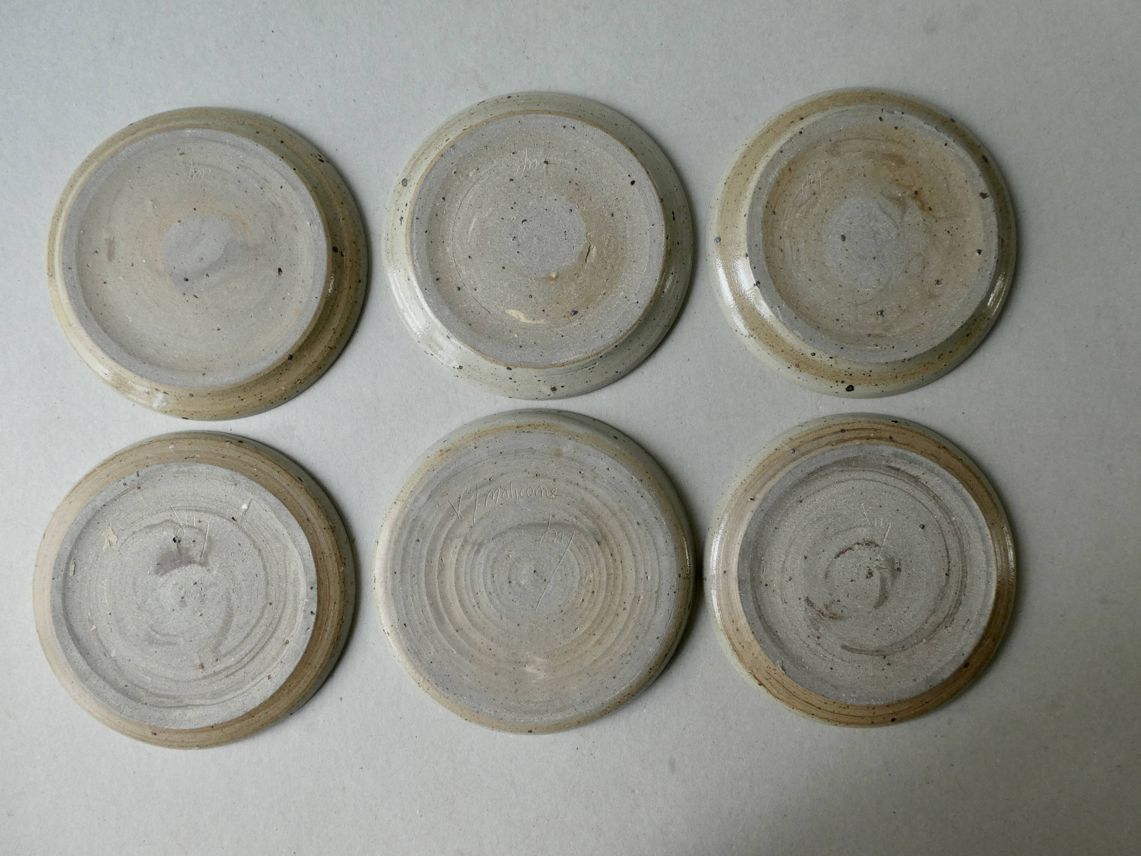 6 dessert plates or starter, sandstone, signed jm Malicorne, 70s
