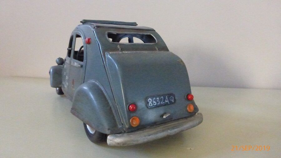 2 cv Citroen in sheet metal