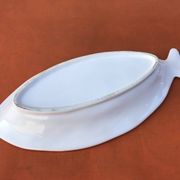 White ceramic serving dish / Fish shape