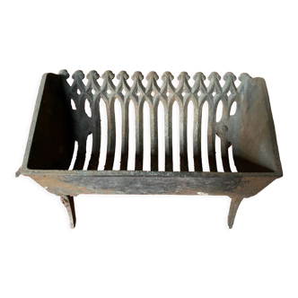 Cast iron chimney grille