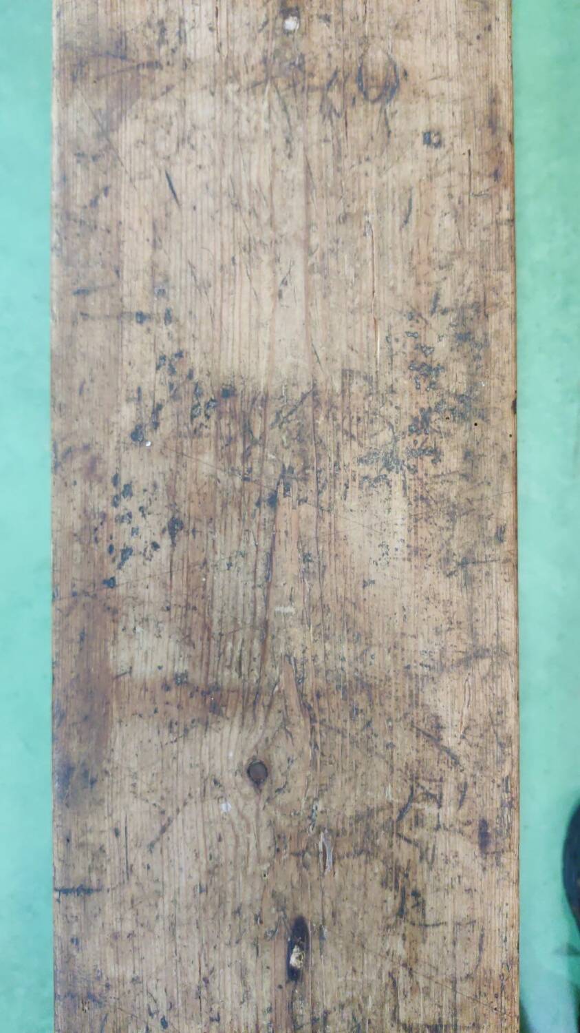 Early 20th century farmhouse table in fir and chestnut with benches