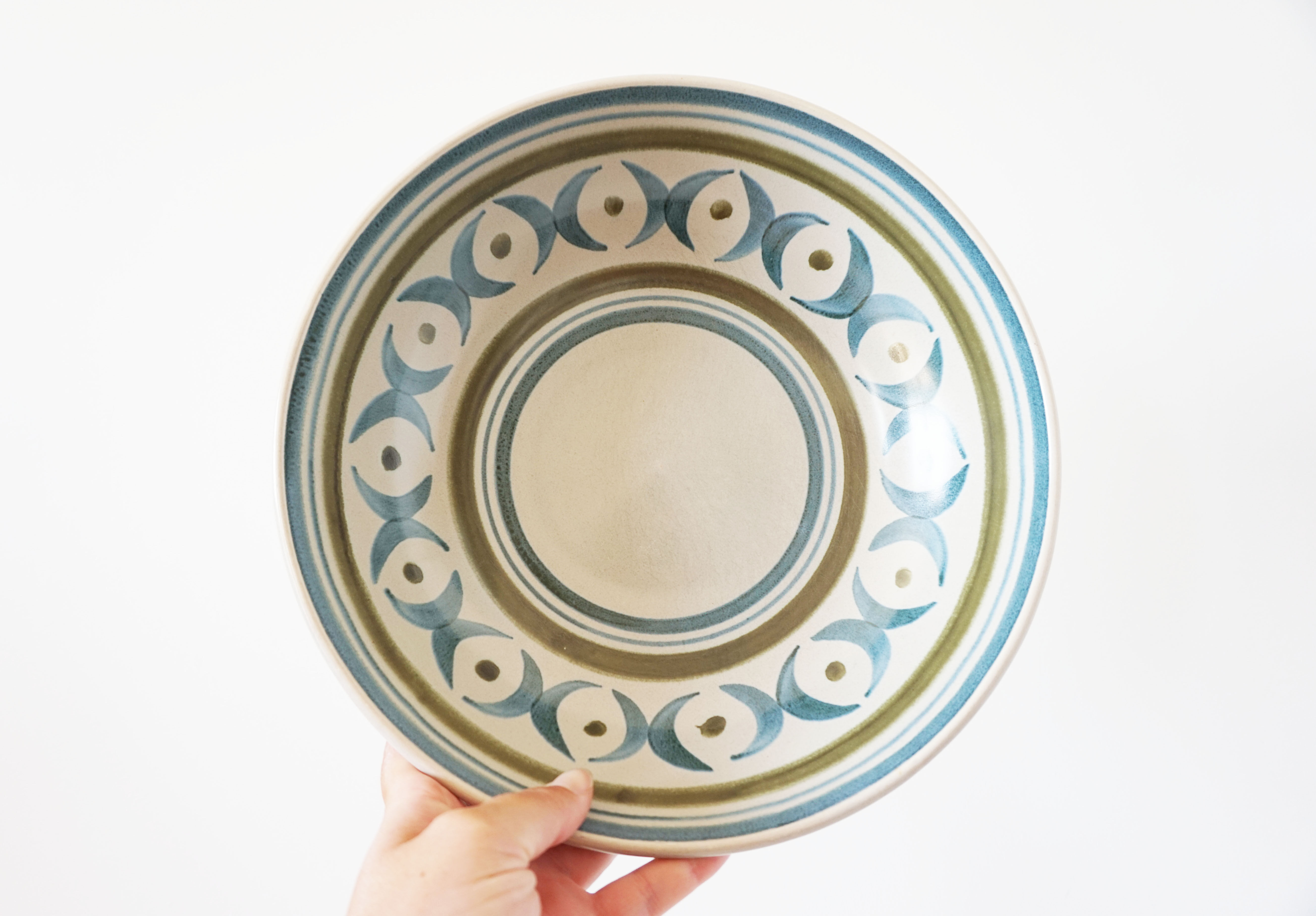Vintage ceramic dish or bowl