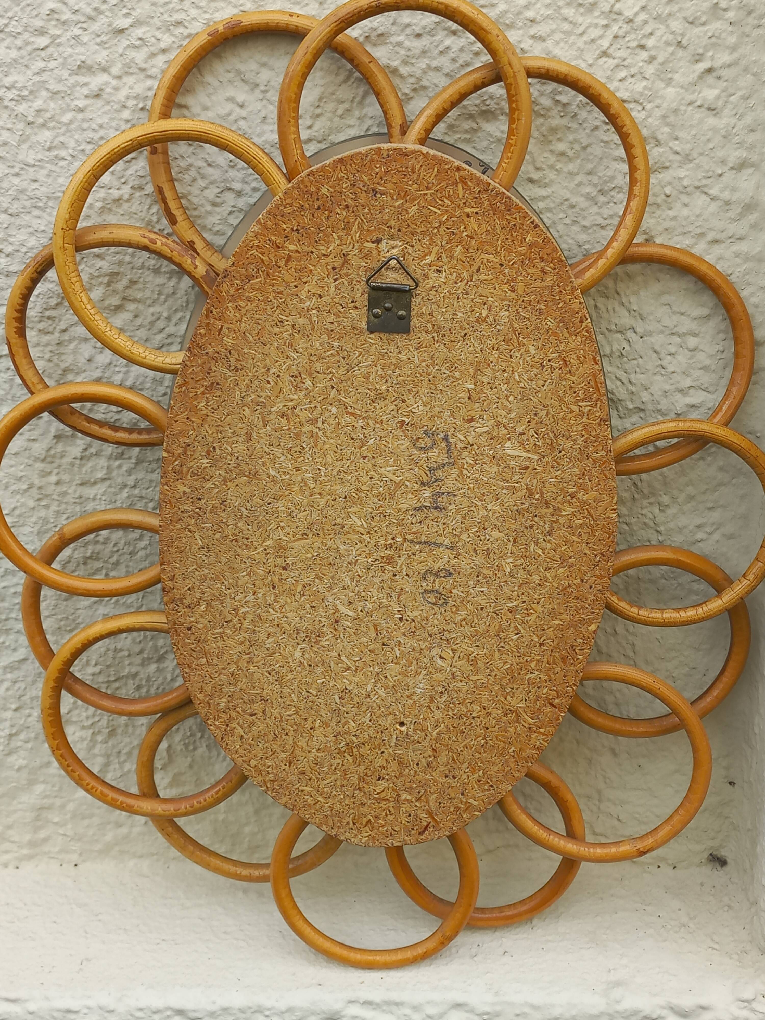 Miroir soleil ovale en rotin des années 70 25x31cm