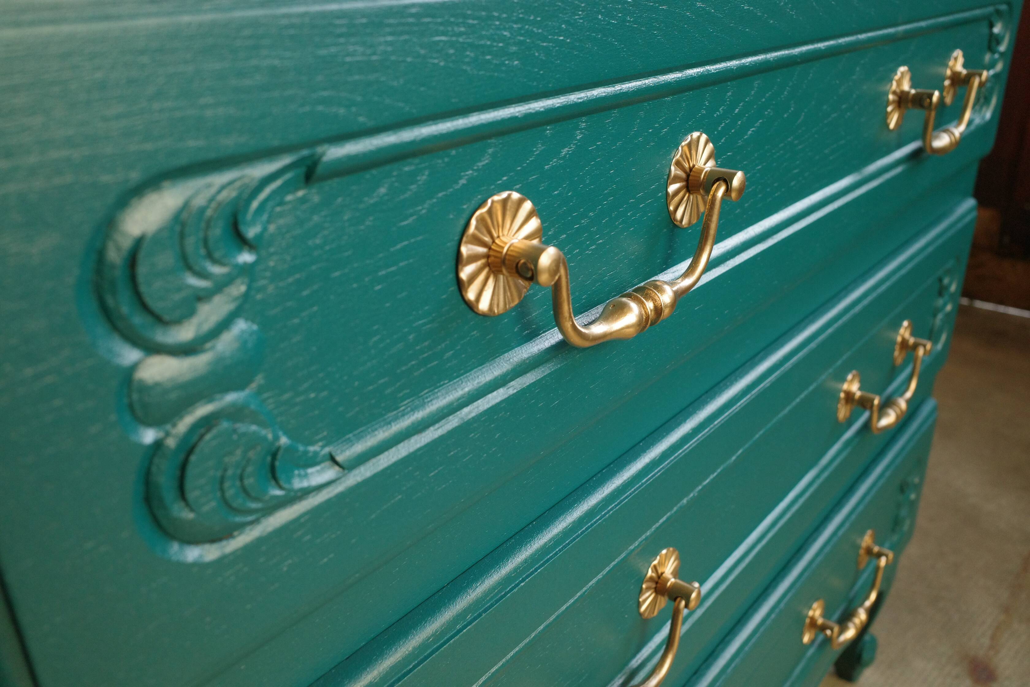 Emerald green vintage dresser revamped