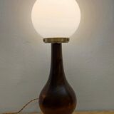 Art Deco lamp in wood and opaline glass
