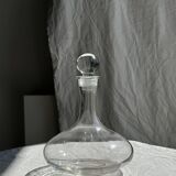 Flared decanter with round cap