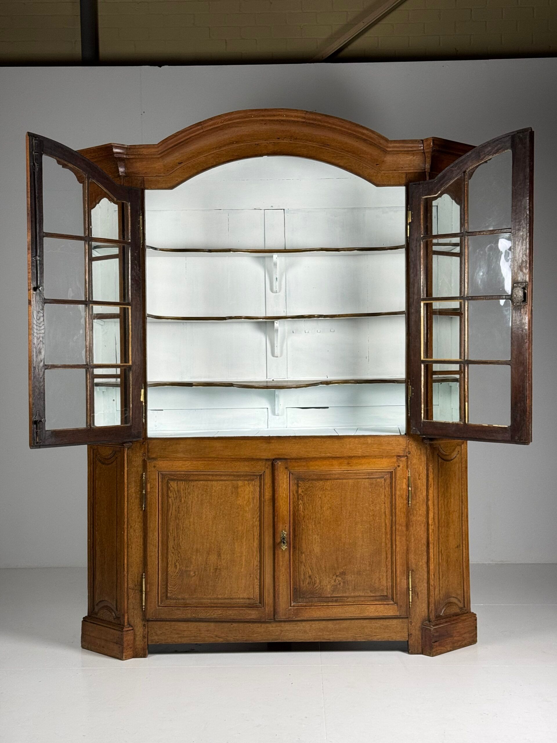Bookcase buffet cabinet oak Belgian